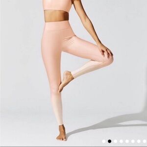 NWT Carbon38 The Cristalline Womens Size Medium Rose Quartz Ombre Leggings